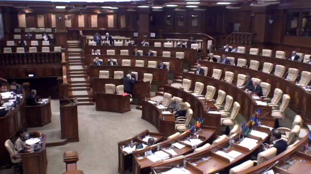Poza zilei: Cum muncesc deputații. Sala Parlamentului - pustie