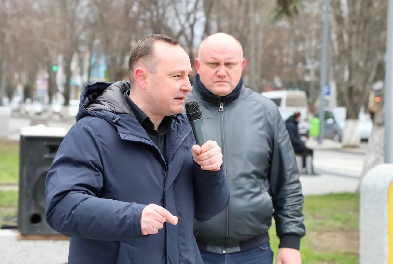 Социалисты организовали протест в Унгенах против политики PAS