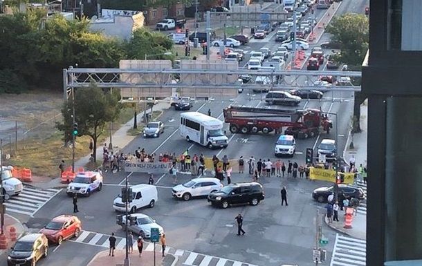 Протесты экоактивистов заблокировали движение в Вашингтоне
