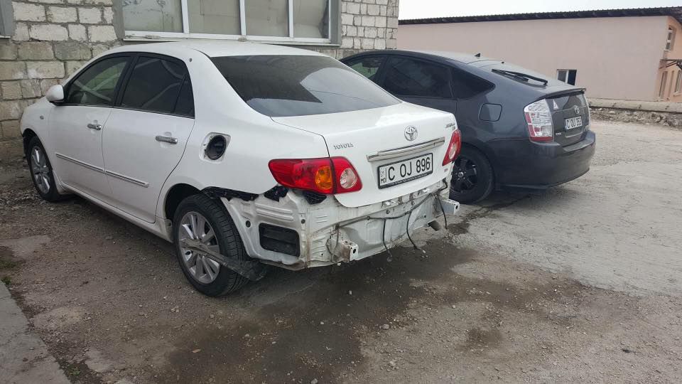 Internauții o roagă pe Angela Gonța să le împrumute Mercedesul