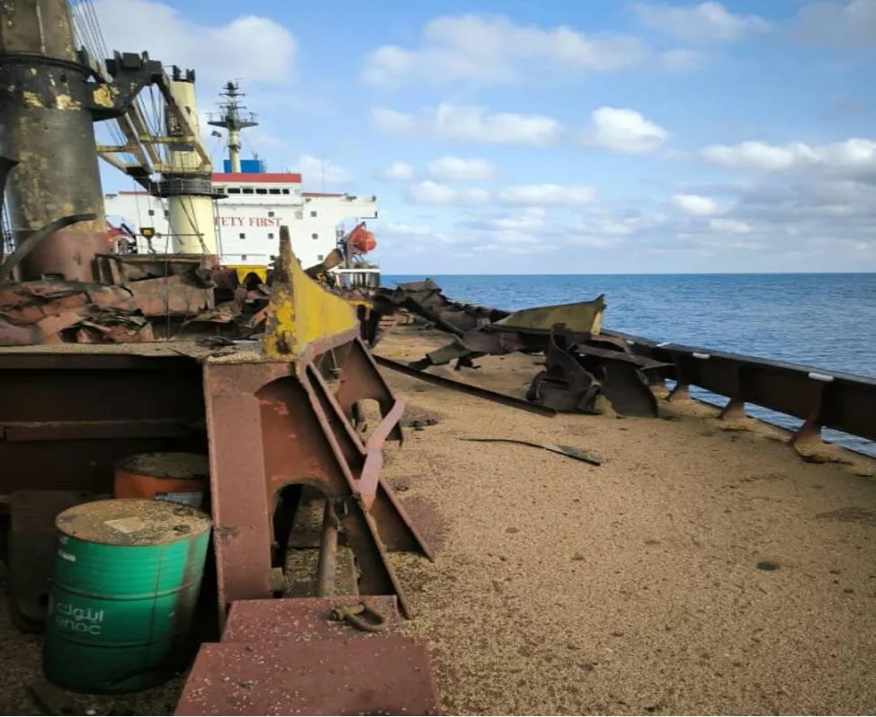 Зеленский: По судну с пшеницей в Черном море нанесен удар