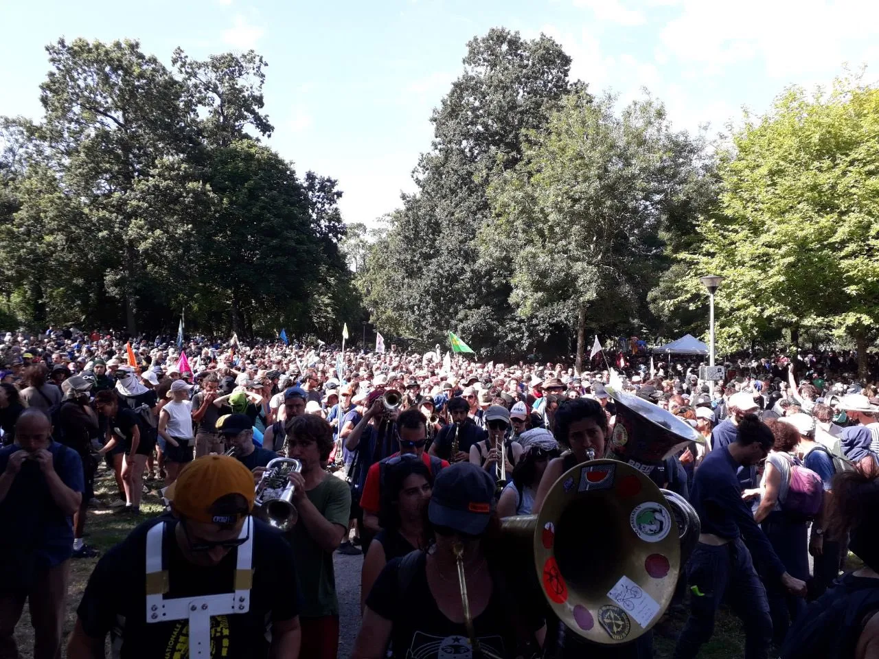 Беспорядки на западе Франции: фермеры выступают против водохранилищ