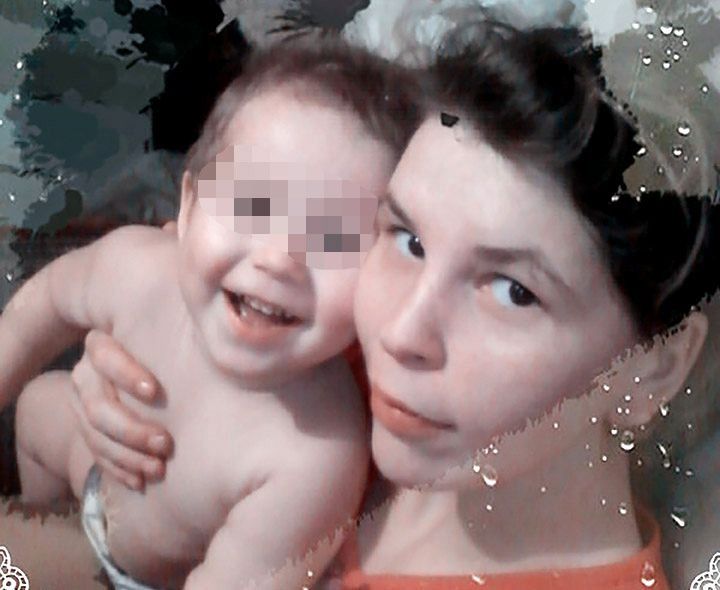Un copil de 4 ani a fost găsit mort în zăpadă. A ieșit în toiul nopții afară, la -20 de grade