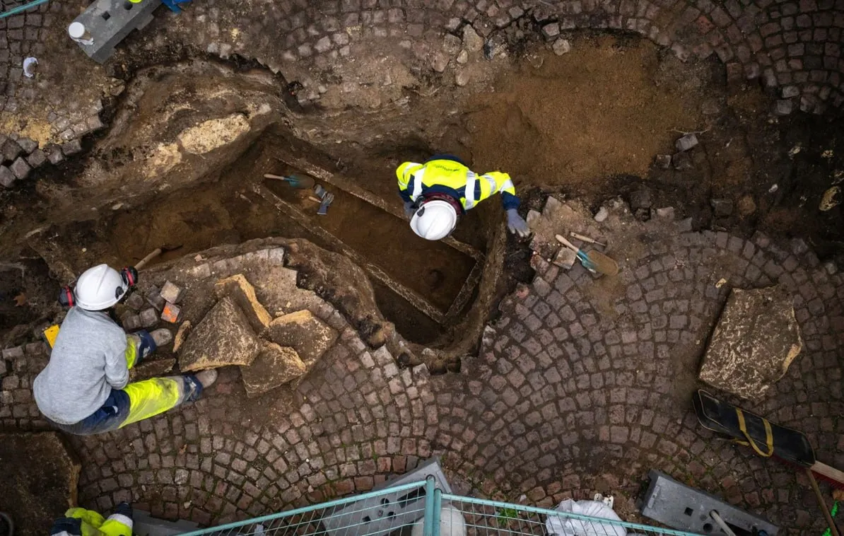 Во Франции найдены 9 саркофагов, пролежавших в земле 1300 лет