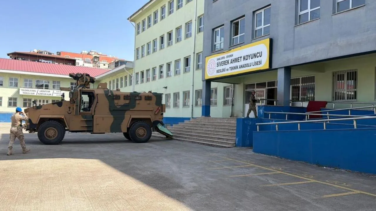 Подросток напал с ружьем на школу в Турции — пострадали минимум 18 человек