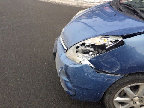 В Кишиневе столкнулись сразу три автомобиля