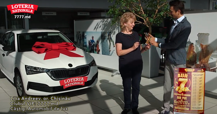 Лотерея: преподаватель из Кишинева выиграла автомобиль Škoda Scala