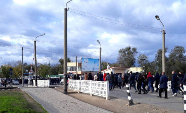 Tinerii decedați în accidentul din Ceadâr-Lunga, petrecuți pe ultimul drum. Peste o mie de oameni au ieșit în stradă