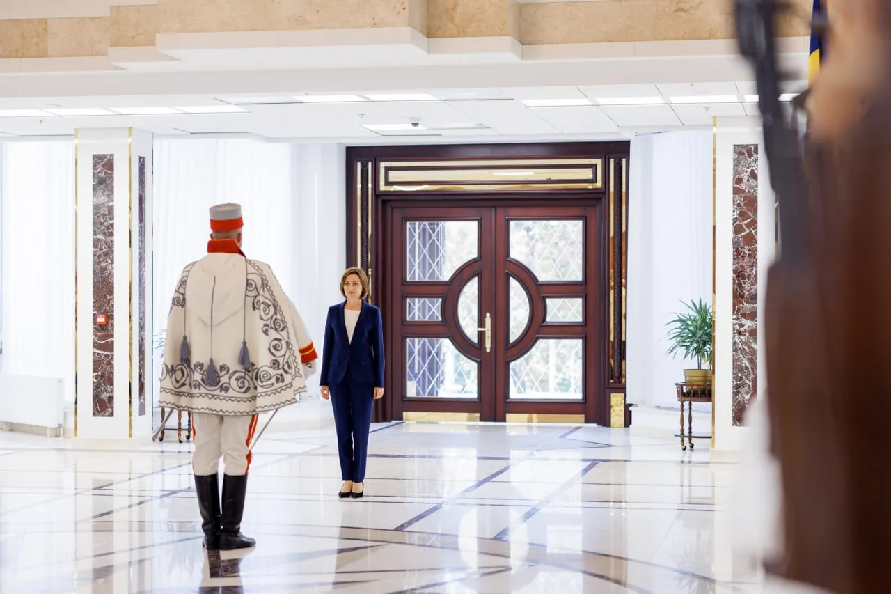 Sandu a primit scrisorile de acreditare din partea a doi noi ambasadori și a nunțiului apostolic în Moldova