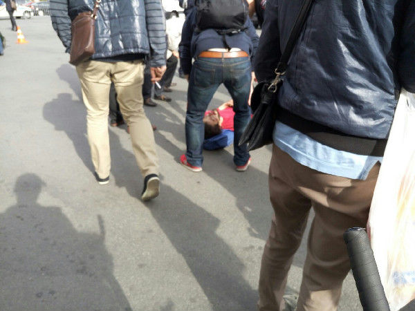 В Петербурге таксист преследовал велосипедиста, пока не сбил его