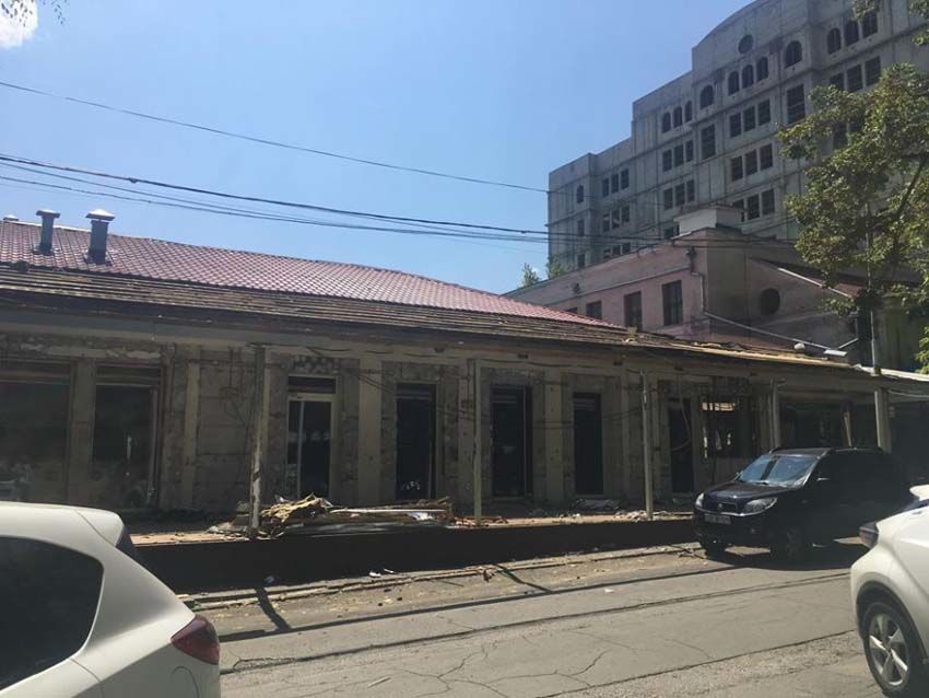 В Кишиневе закрылся популярный ночной клуб, а здание начали сносить