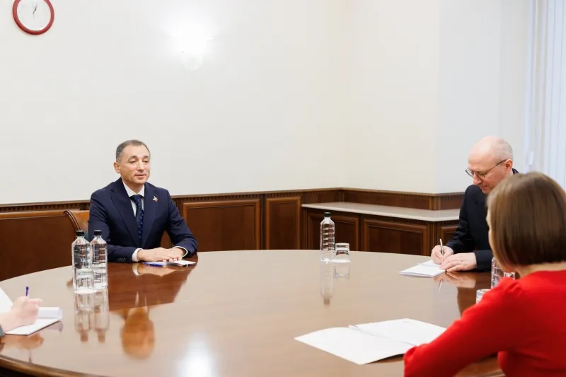 Посол Азербайджана в Молдове награжден Орденом почета