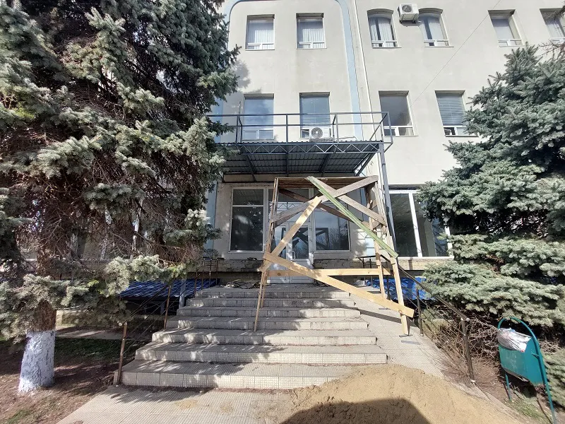 В Комрате появилась автобусная остановка, куда не приходит транспорт