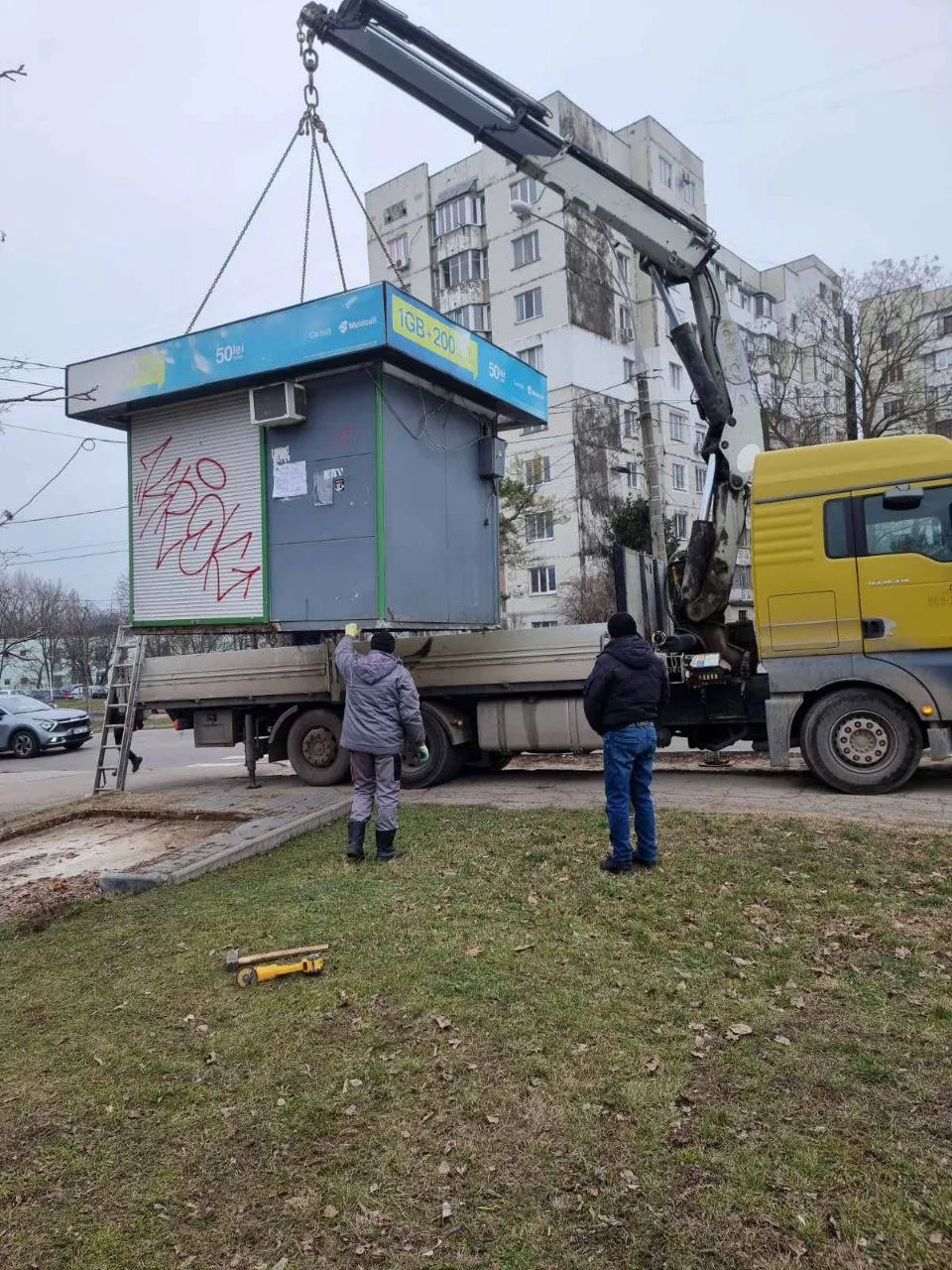 Mai multe chioșcuri din sectorul Râșcani, demontate