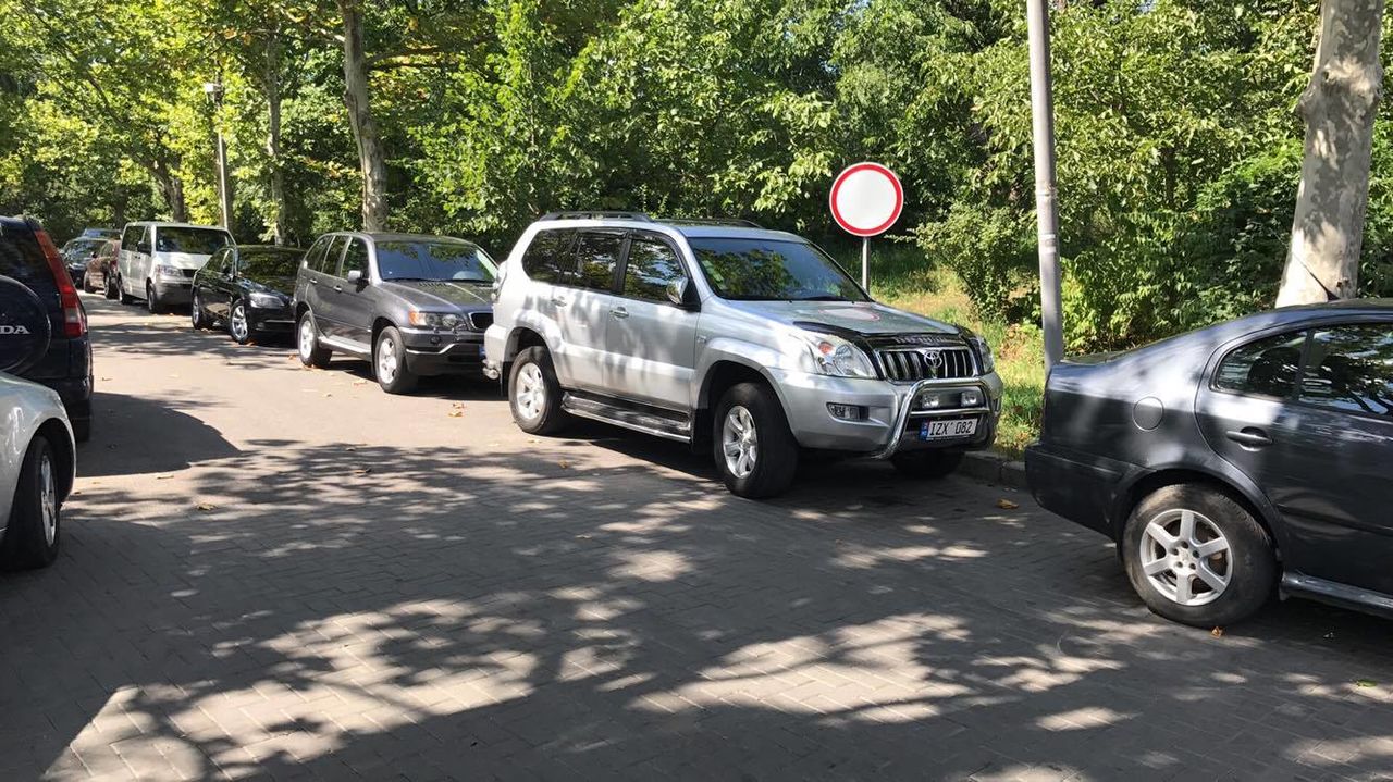 Духовник монастыря Чуфля в пост с помпой отметил День рождения