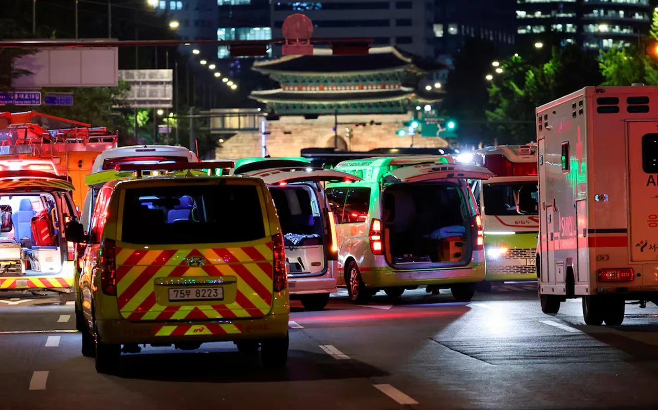 В Южной Корее не менее 9 человек погибли при наезде автомобиля на толпу