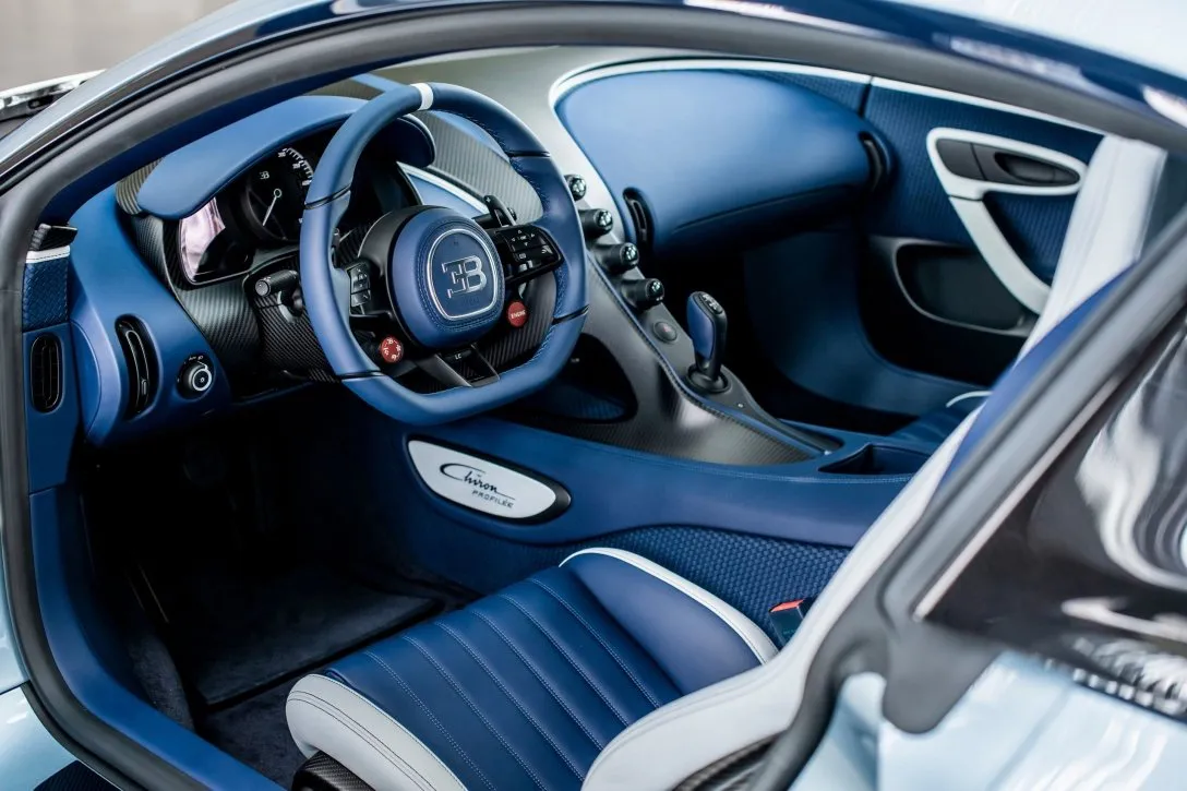 Уникальный гиперкар Bugatti стал самым дорогим новым автомобилем в мире