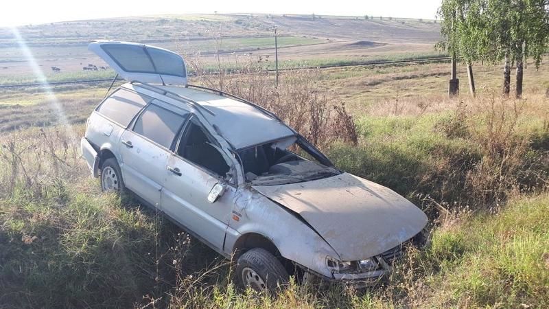 В Унгенском районе в результате ДТП перевернулся автомобиль