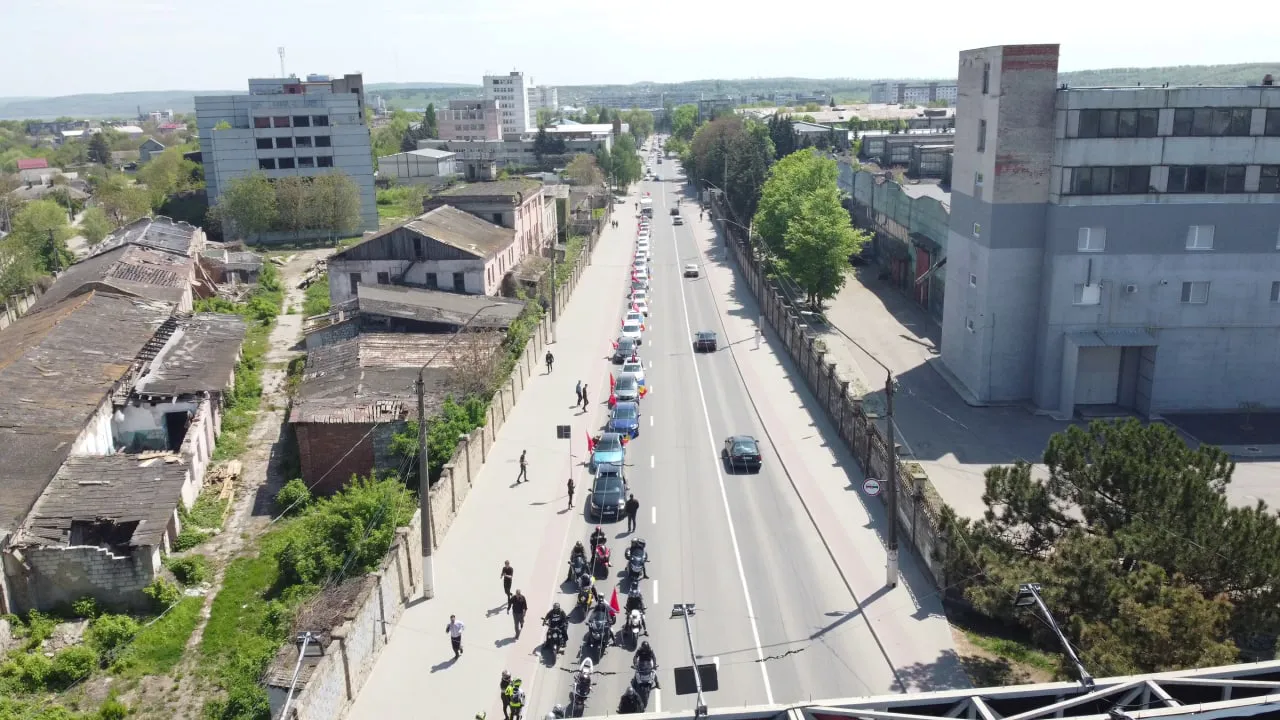 В Бельцах прошёл автопробег в честь Великой Победы