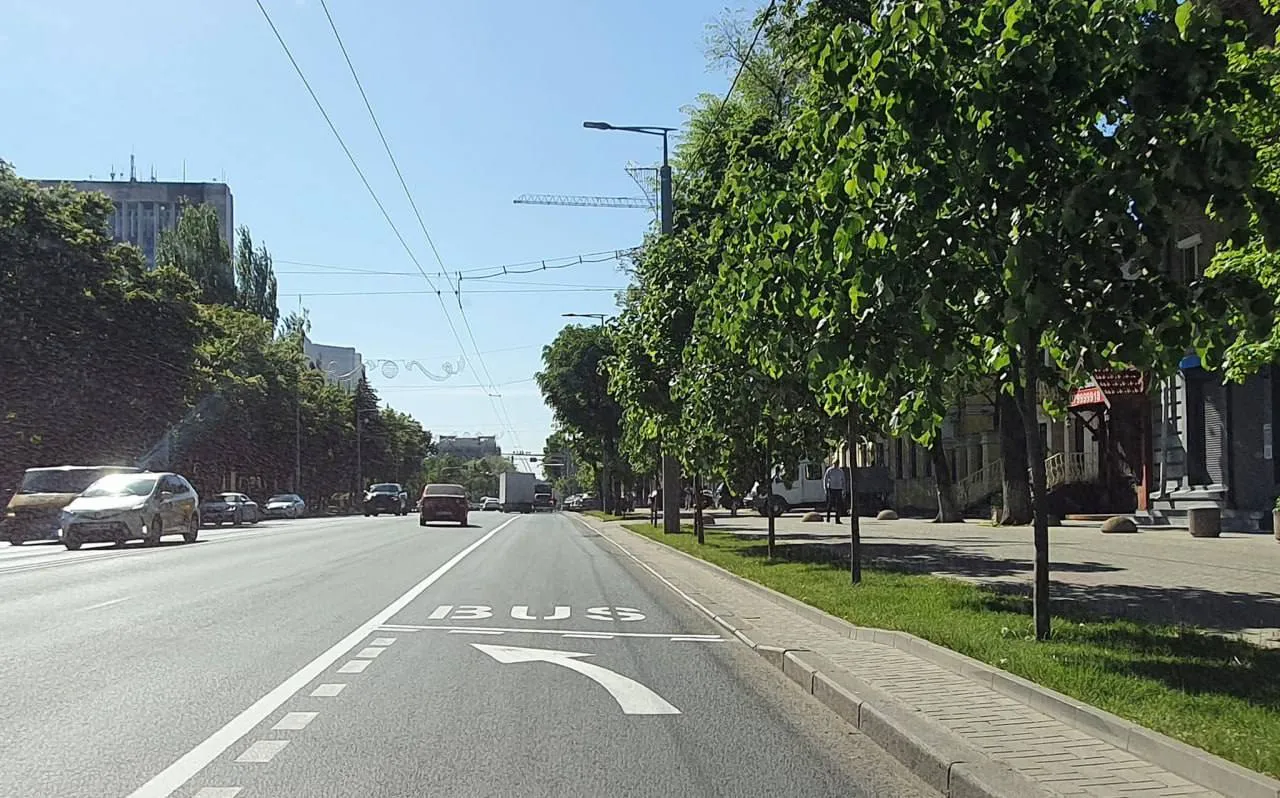 Mai multe benzi pentru transportul public, amenajate la Chișinău