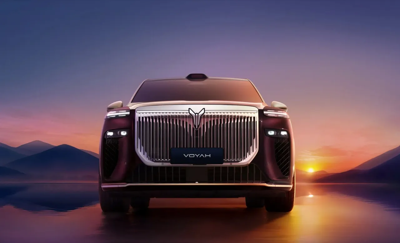 В Китае выпустили люксовый электрифицированный аналог Rolls-Royce за $62 500
