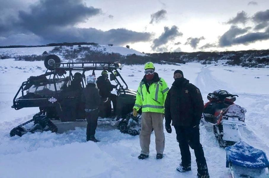 Водитель доверился навигатору и на сутки застрял в снегу