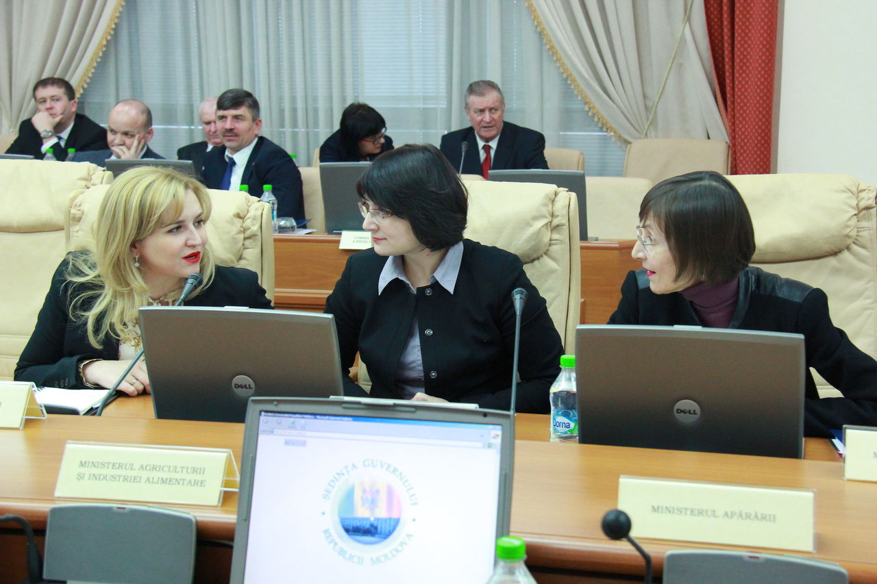 Корина Фусу заняла место министра обороны