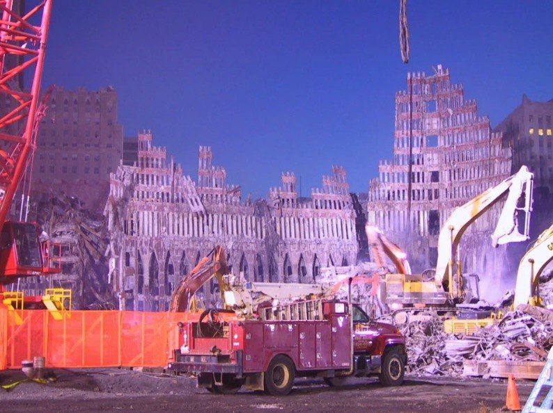 На распродаже были найдены фото с трагедии 9/11, которые никто ещё не видел