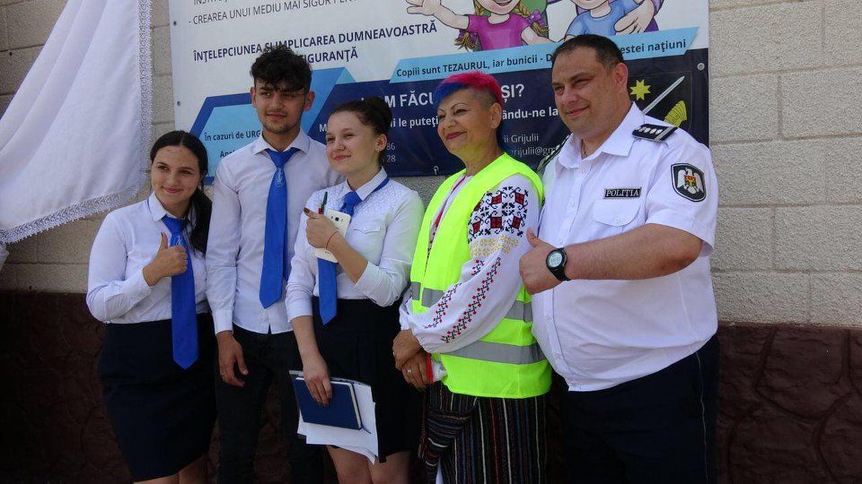 В 3 районах страны были открыты первые офисы кампании Bunici Grijulii