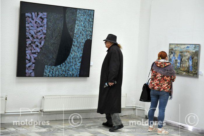 В Кишиневе открылась выставка, посвященная Национальному дню культуры