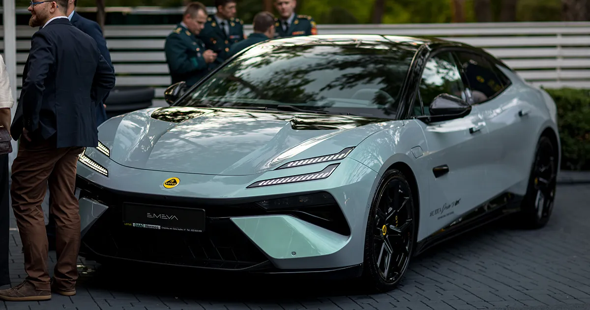 Lotus la King’s Birthday Party 2026: Spirit britanic într-o atmosferă de diplomație și rafinament