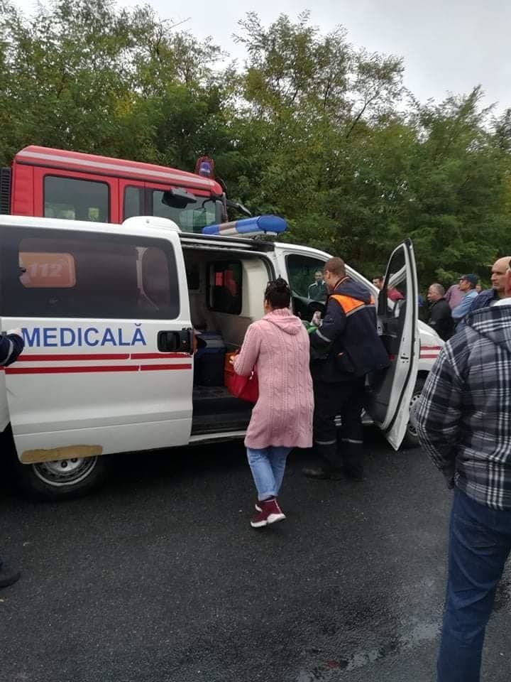 В ДТП с участием рейсового микроавтобуса пострадал 21 человек