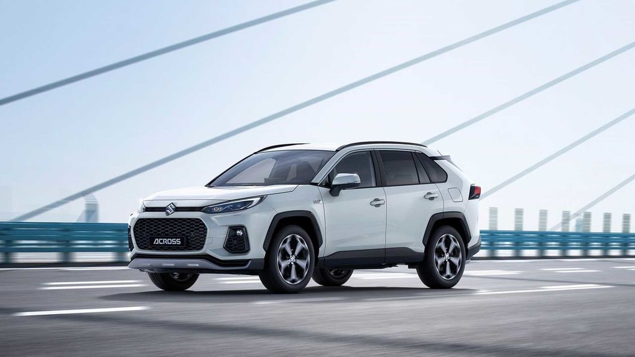 Гибридная Toyota RAV4 превратилась в кроссовер Suzuki