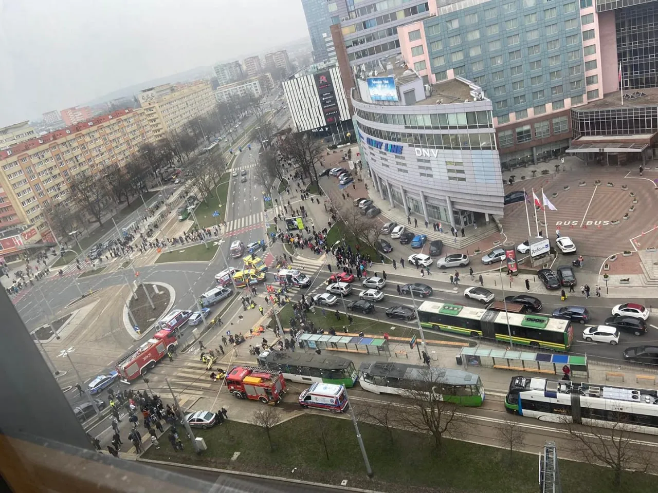 Водителю, который въехал в толпу в польском Щецине, предъявили обвинения