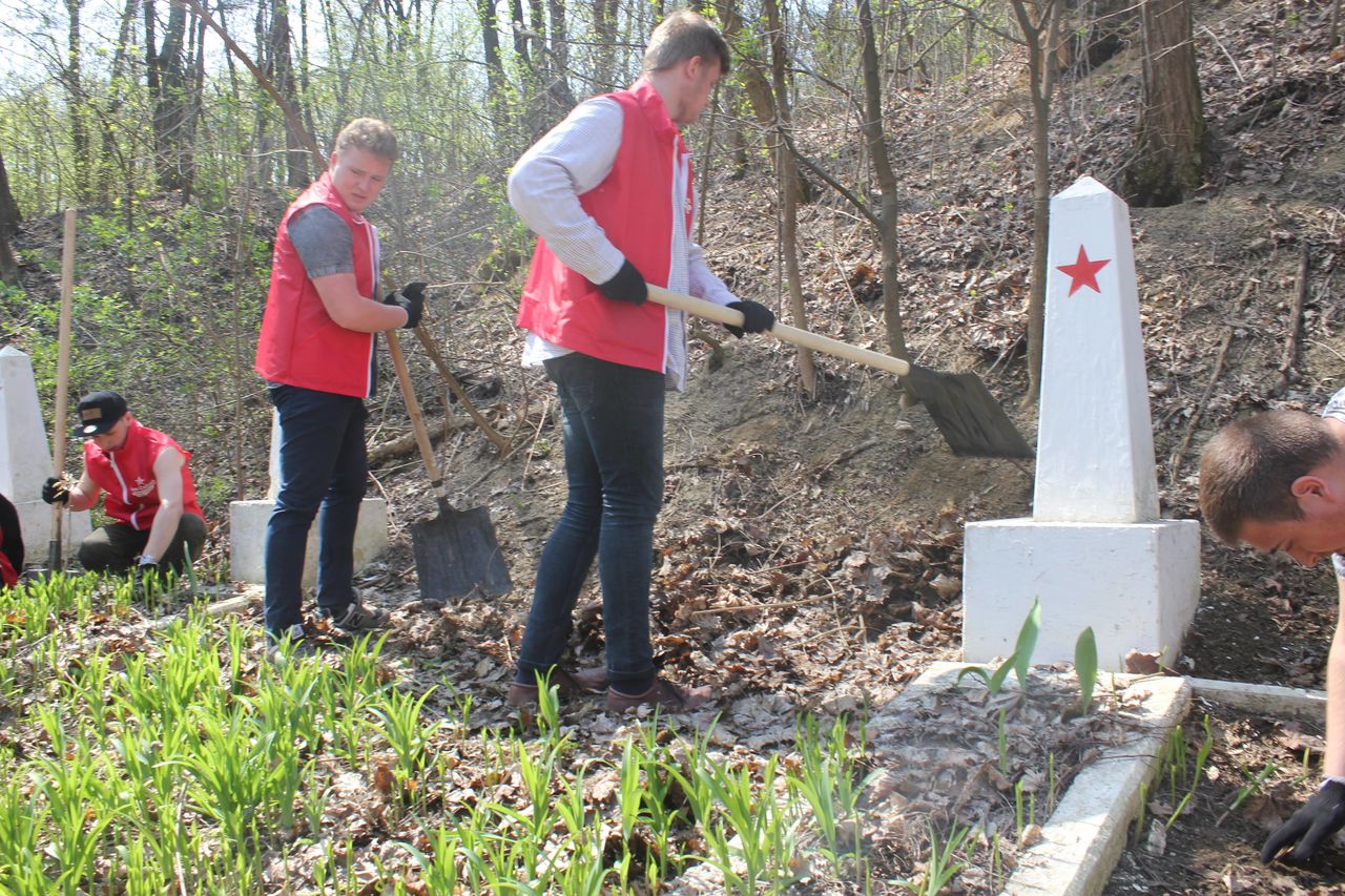В Кишиневе привели в порядок кладбище парашютистов