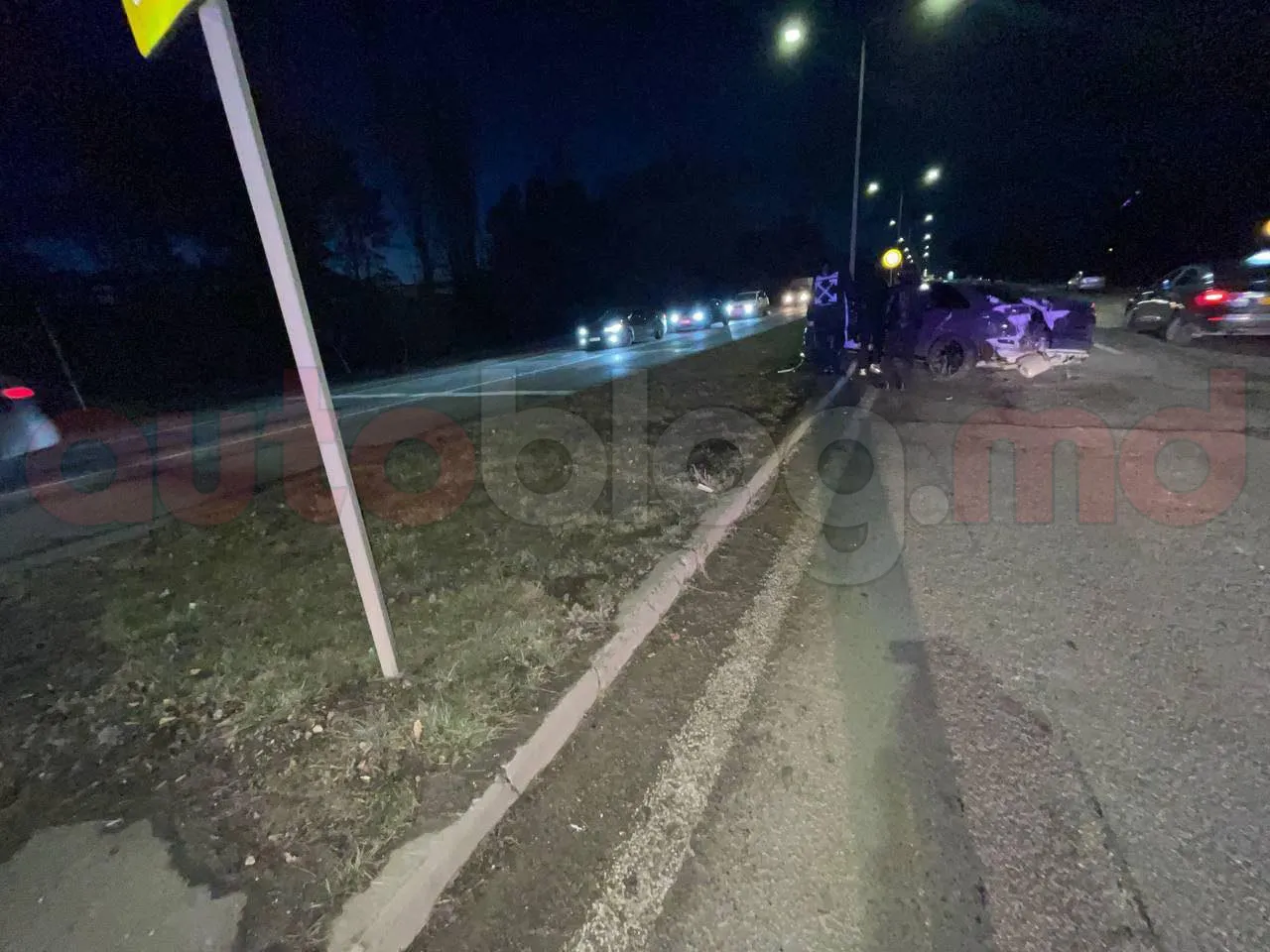 Серьезное ДТП на выезде из столицы: водитель доставлен в больницу
