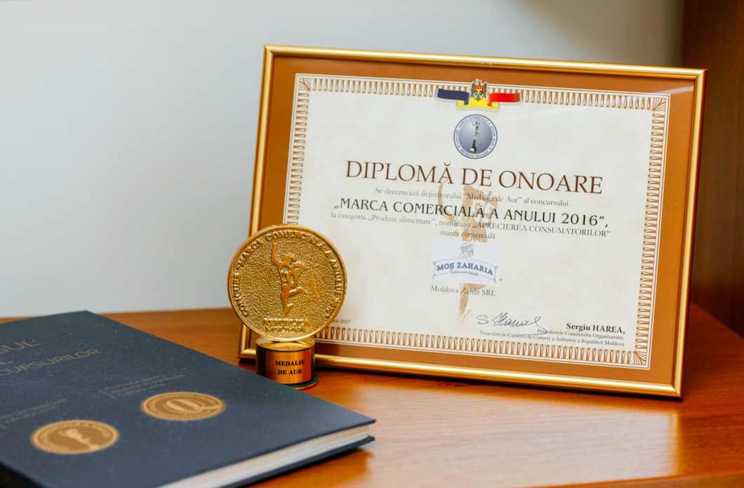 Marca Comercială Moș Zaharia a fost recunoscută drept una dintre cel mai bune în Moldova ®