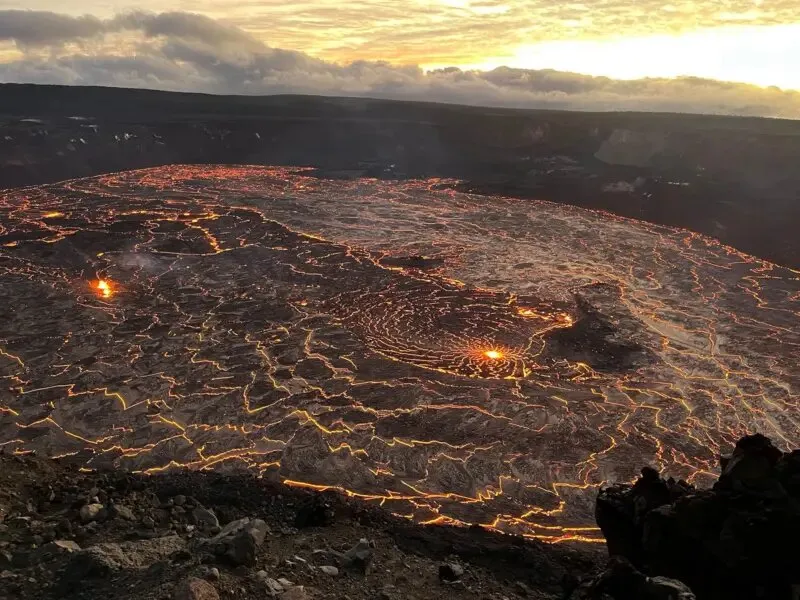 Pe insula Hawaii a început erupția vulcanului Kilauea