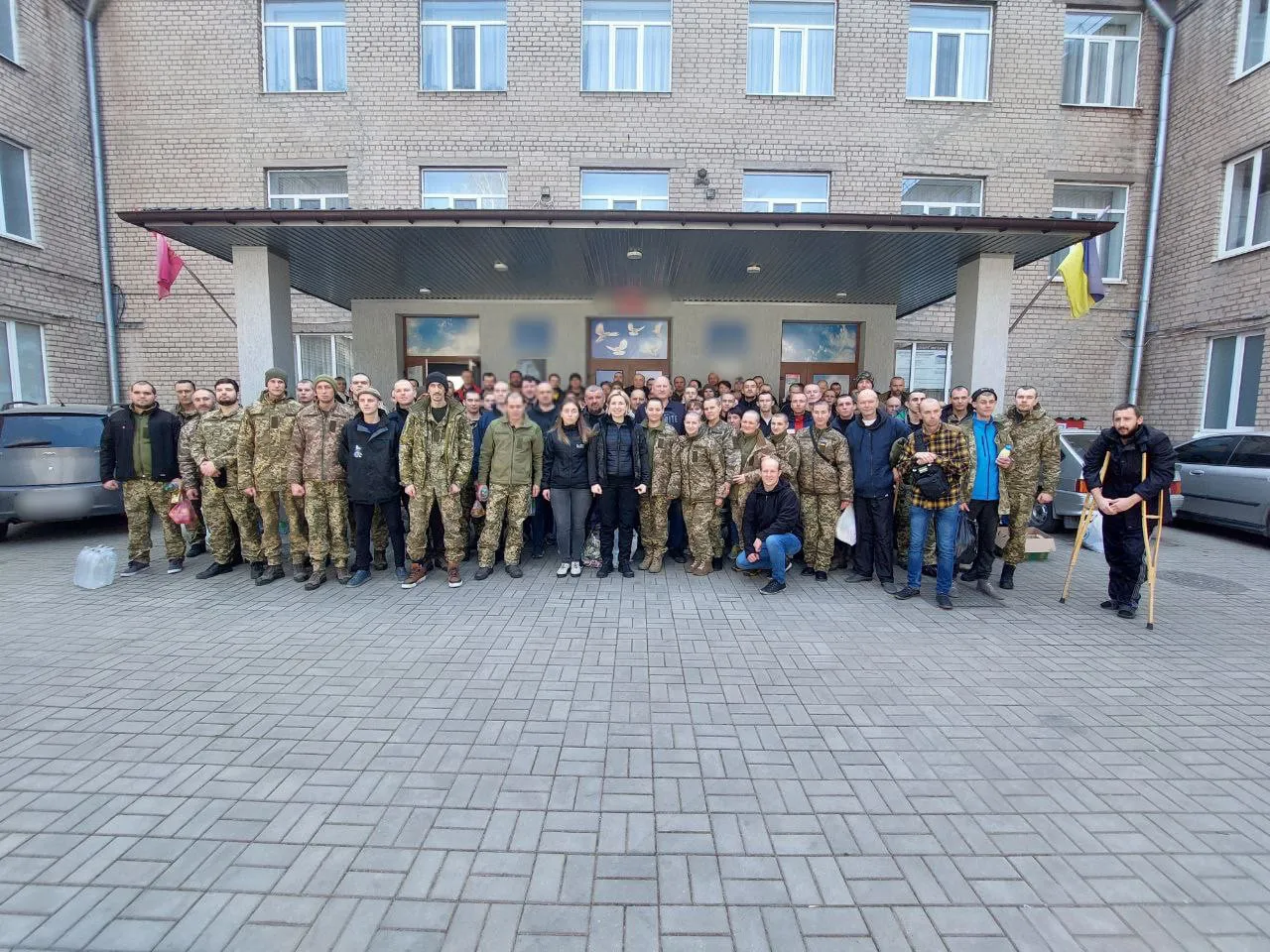 Верещук показала фото с бывшими украинскими военнопленными