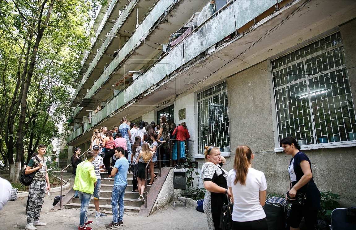 Первокурсники разочарованы общежитиями столичных вузов