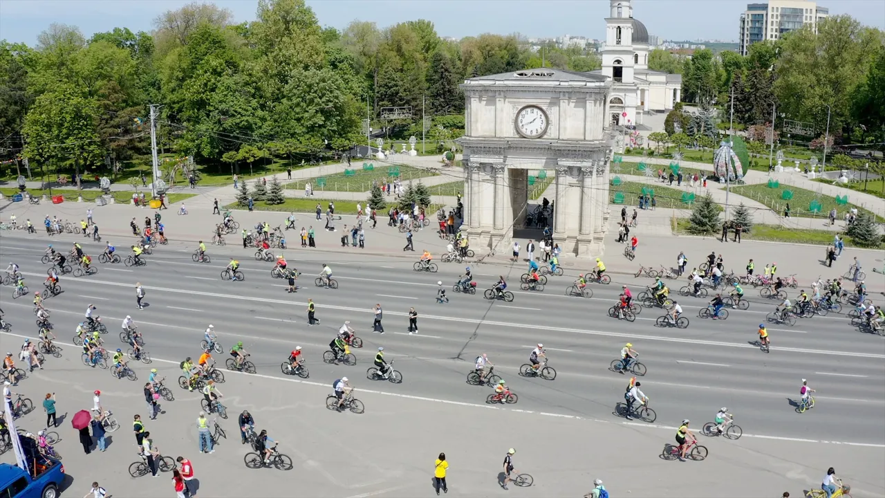 В Кишиневе состоялся праздник велоспорта – VeloHora by Skoda