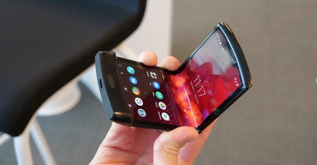 Объявлена дата выхода сгибаемого смартфона Motorola