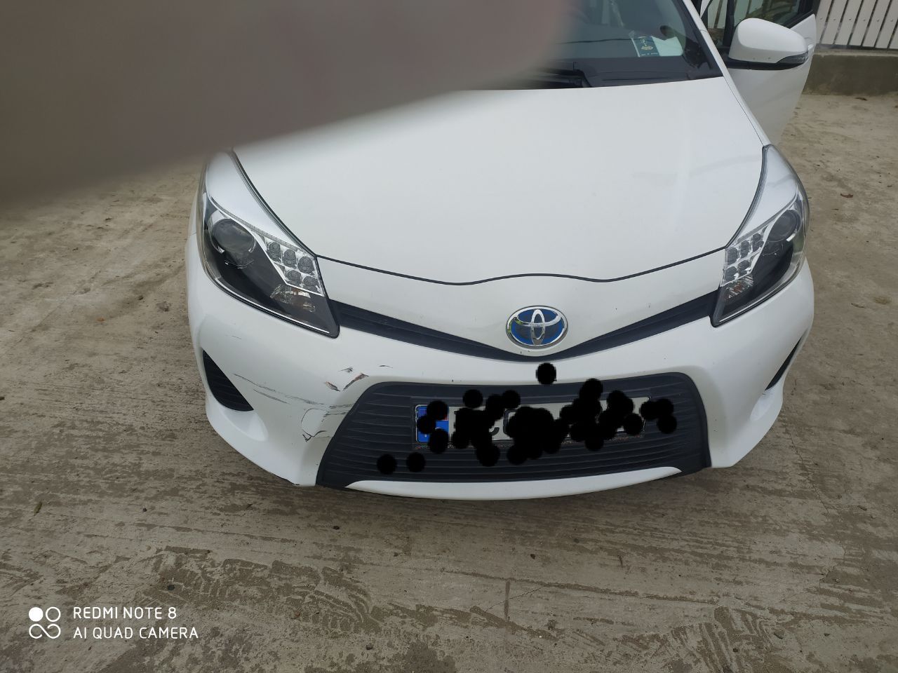 В Хынчештах из-за неумелых маневров женщины за рулем Toyota пострадал ее муж