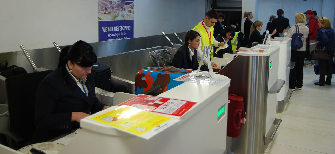 Sporirea operativităţii deservirii pasagerilor la aeroportul Chişinău