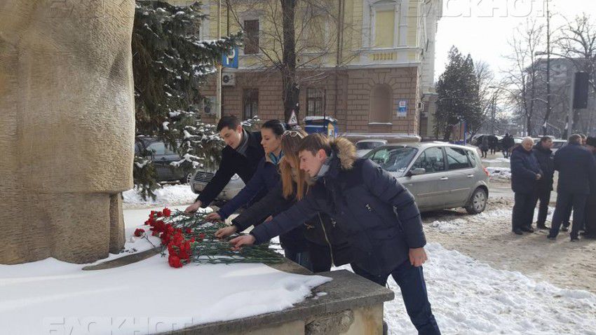 Социалисты почтили память митрополита Петра Мовилэ