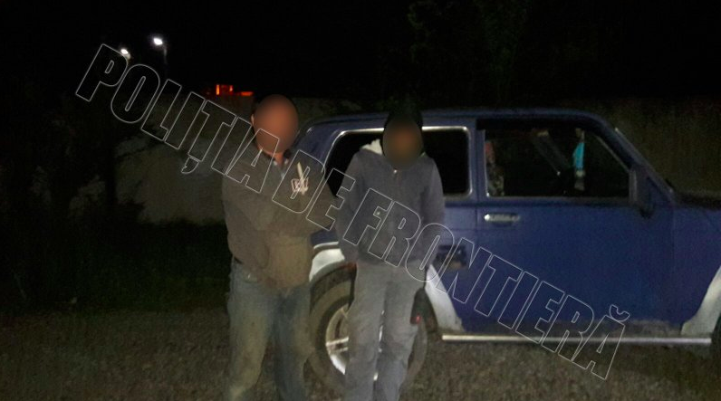 Пограничники задержали двух мужчин, занимающихся кражей топлива