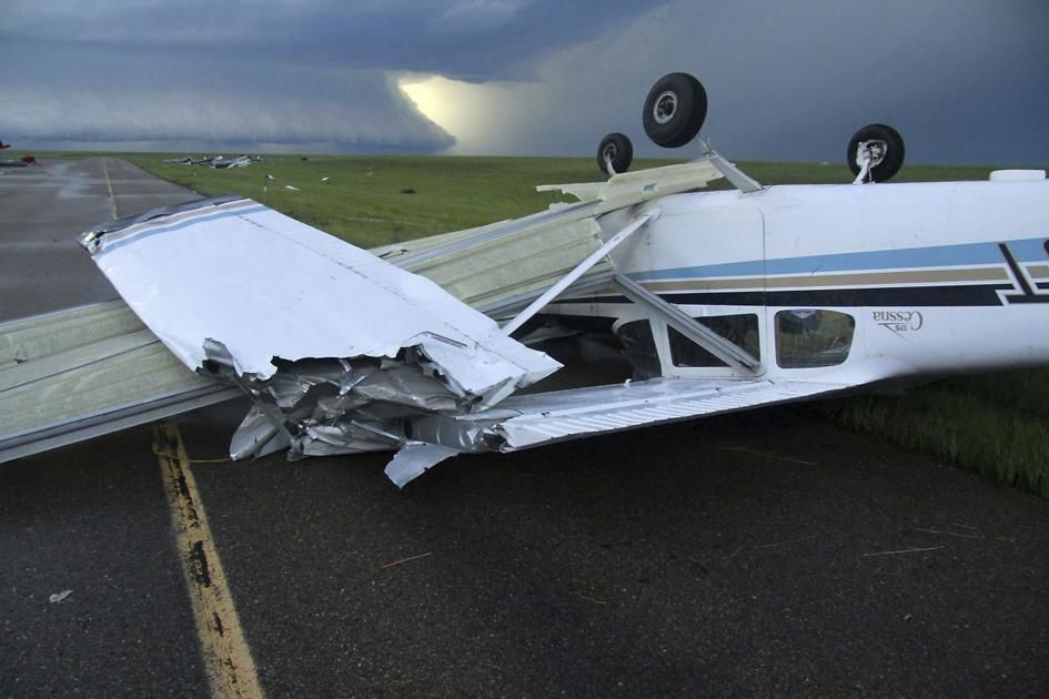 В США в результате торнадо пострадали более 20 человек, погиб ребенок