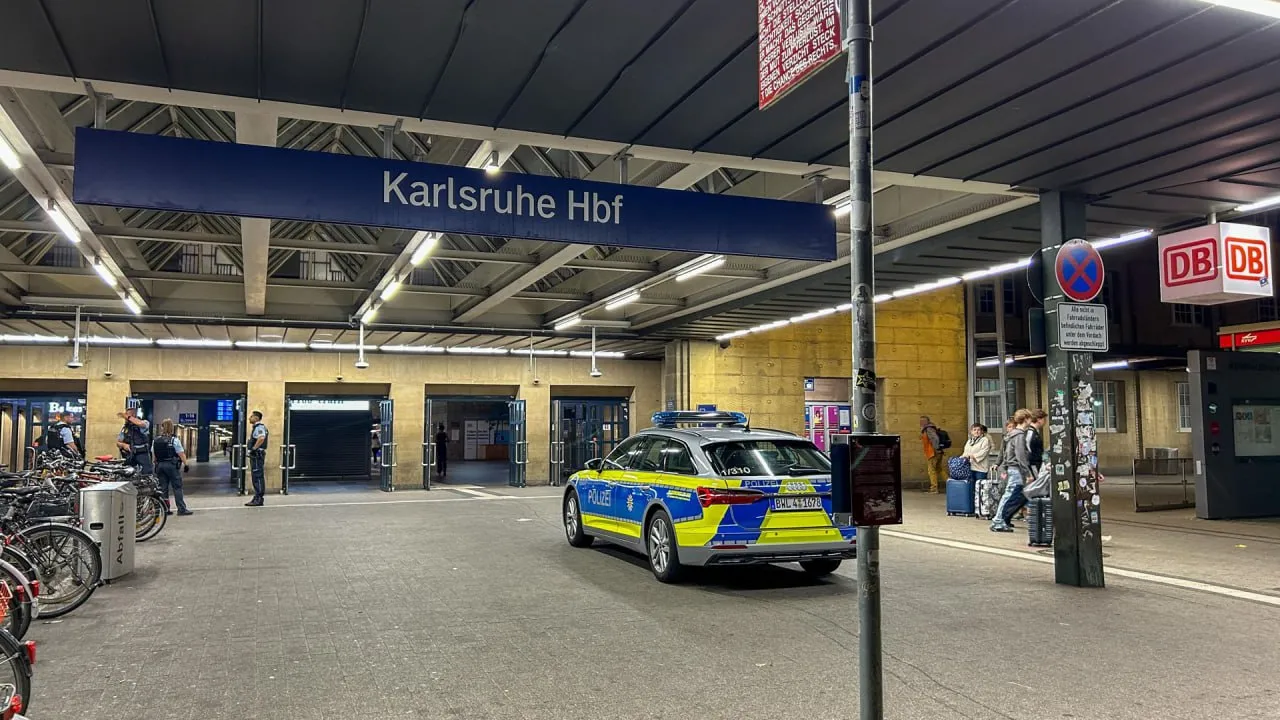 Atac cu cuțitul în Karlsruhe: Un pasager de la Gara Centrală, rănit