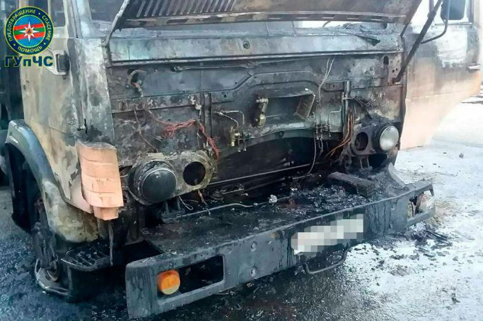 В Слободзее водитель выпрыгнул из загоревшегося КамАЗа