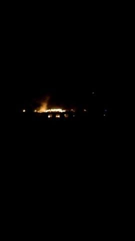 Incendiu puternic în apropiere de Strășeni: Un depozit părăsit a luat foc